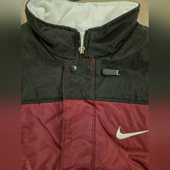 Rare Vintage Nike Puffer Vest - Picture 8 of 8